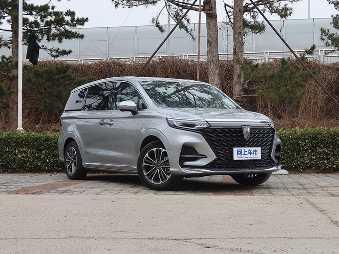 上汽荣威  400TGI 右前正45度