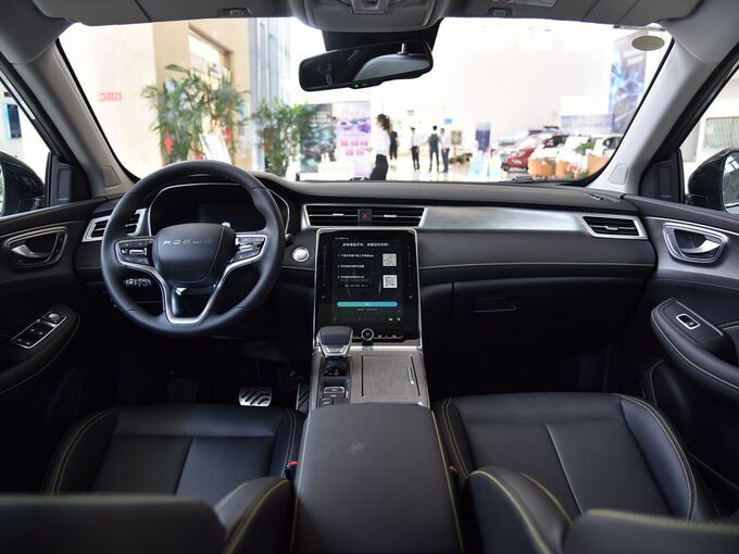 上汽荣威  300TGI 大中控全景