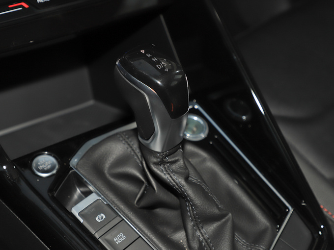 一汽-大众  280TSI 换挡杆