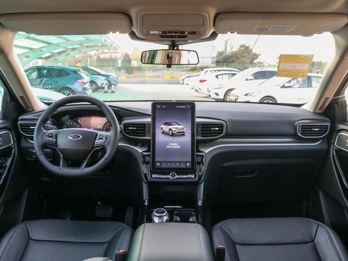 长安福特  EcoBoost 285 四驱风尚版 大中控全景