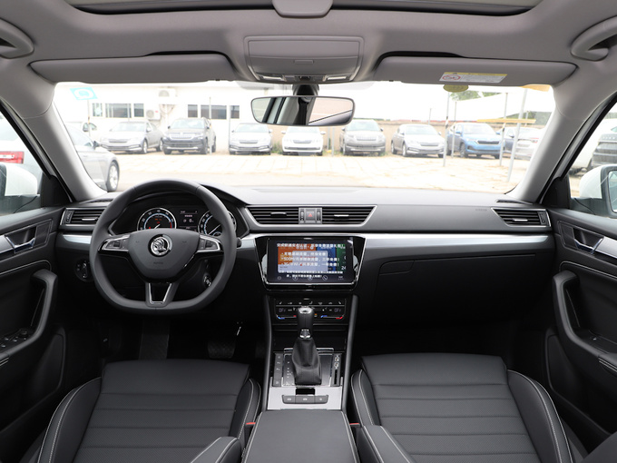 斯柯达（国产）  改款 TSI280 大中控全景