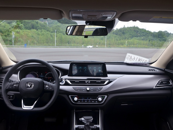 长安汽车  蓝鲸版 1.5T