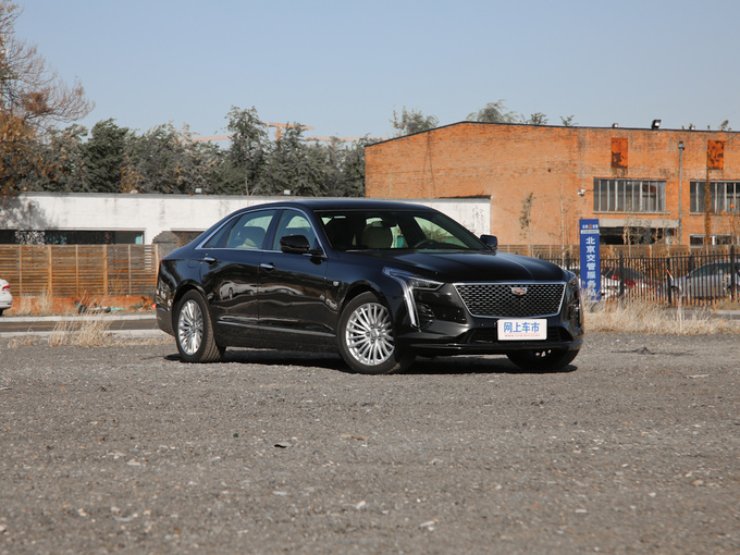 凯迪拉克(国产)  28T 右前正45度