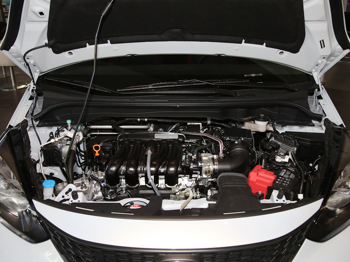 广汽本田  1.5L 发动机舱