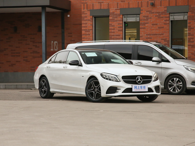 北京奔驰  C 260 L 右前正45度