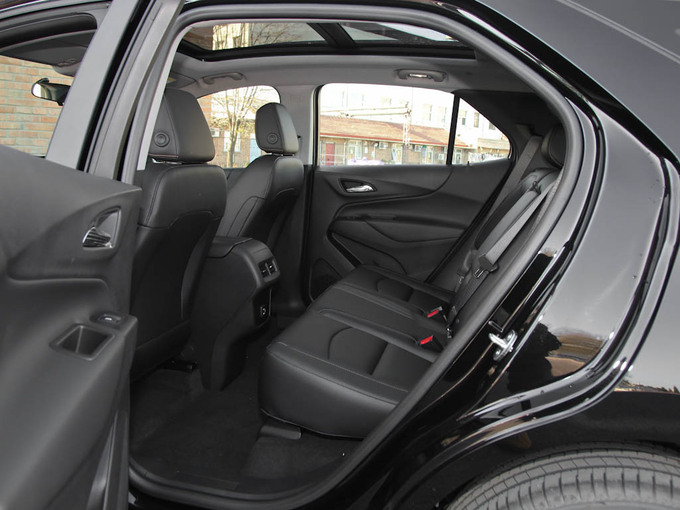 雪佛兰（国产）  535T 第二排空间