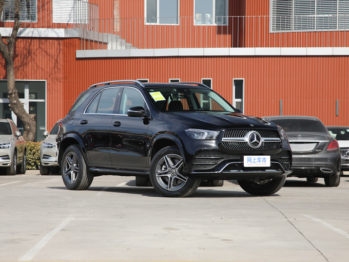 奔驰(进口)  GLE 450 4MATIC 右前正45度