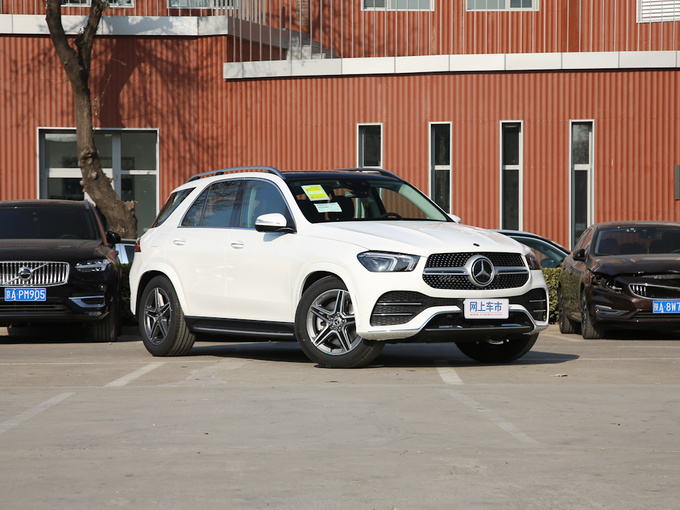 奔驰(进口)  GLE 450 4MATIC 右前正45度