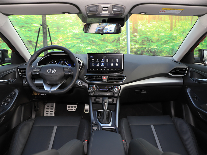 北京现代  280TGDi 大中控全景