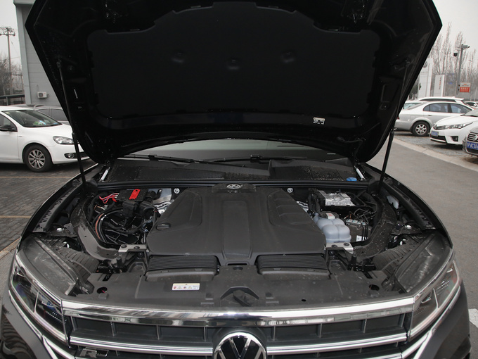 大众(进口)  2.0TSI 发动机舱