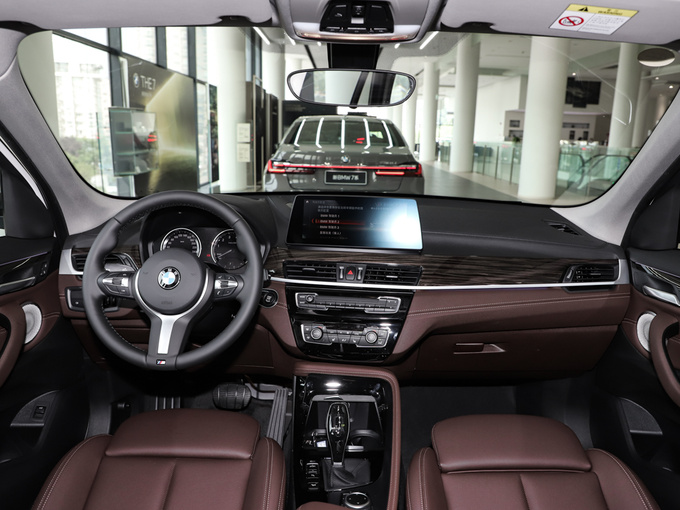 华晨宝马  改款 xDrive25Li 大中控全景