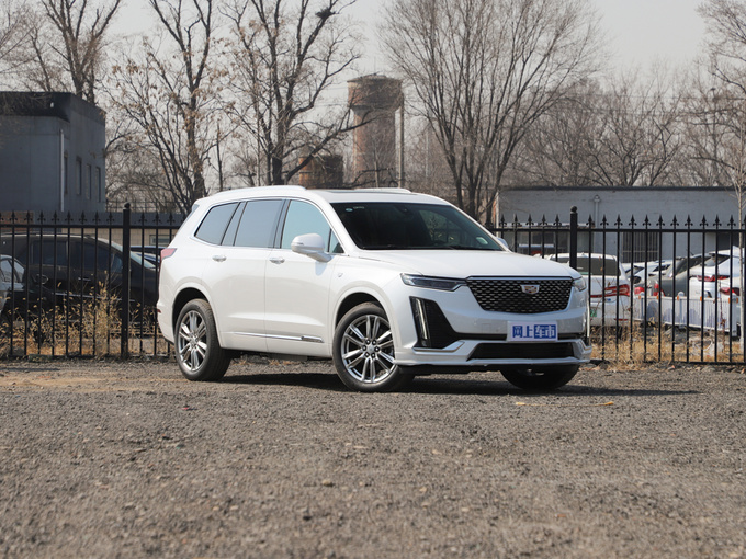 凯迪拉克(国产)  2.0T 七座四驱豪华型