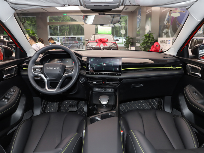 上汽荣威  1.5T GT 大中控全景