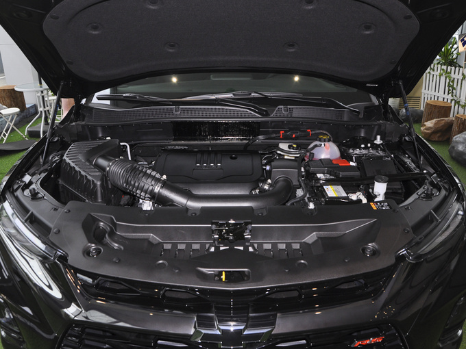 雪佛兰（国产）  轻混 650T RS Twin-Clutch四驱7座 发动机舱