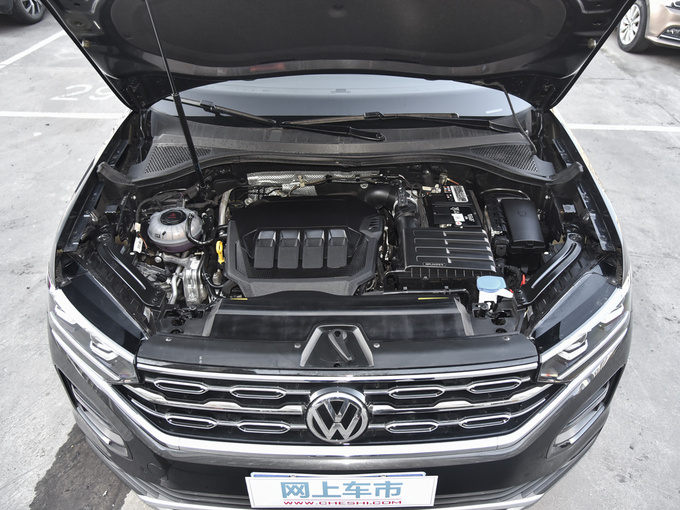 一汽-大众  330TSI 两驱3周年限量版 发动机舱