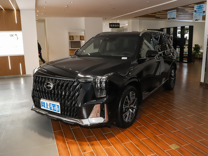 广汽传祺  双擎系列 2.0TM 混动四驱尊贵版7座