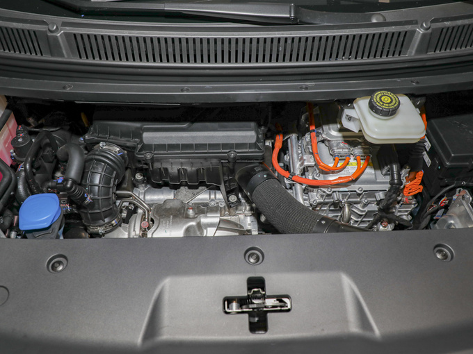 腾势汽车  DM-i 970 发动机