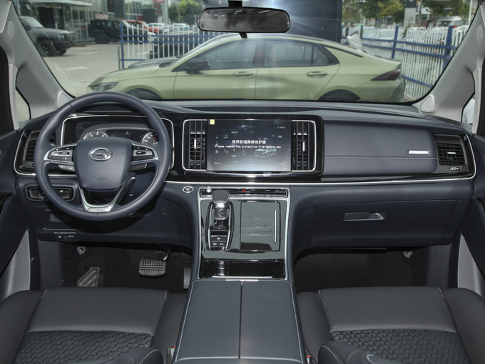 广汽传祺  领秀系列 390T