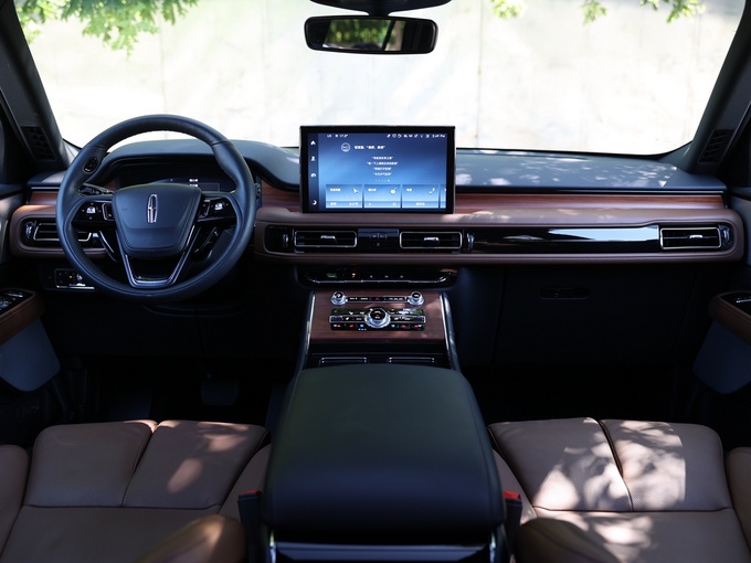 長安林肯  3.0T V6