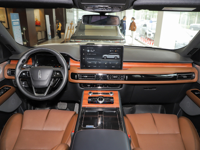 長安林肯  3.0T V6