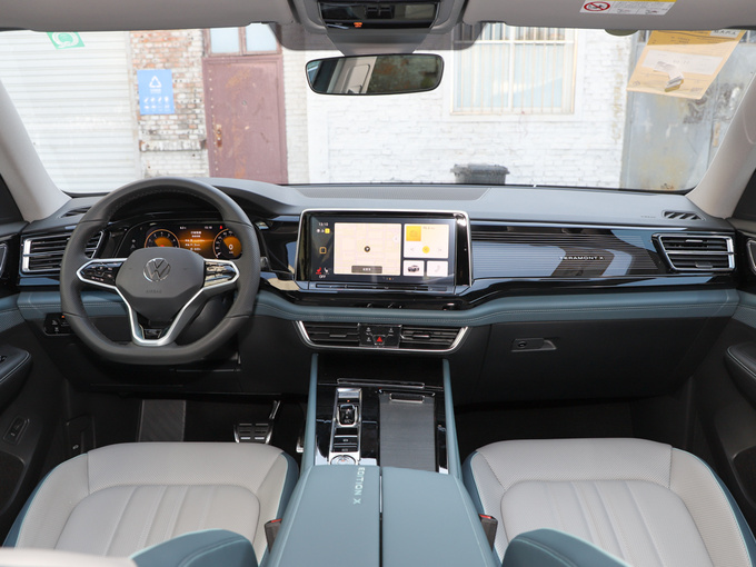 上汽大众  530 V6