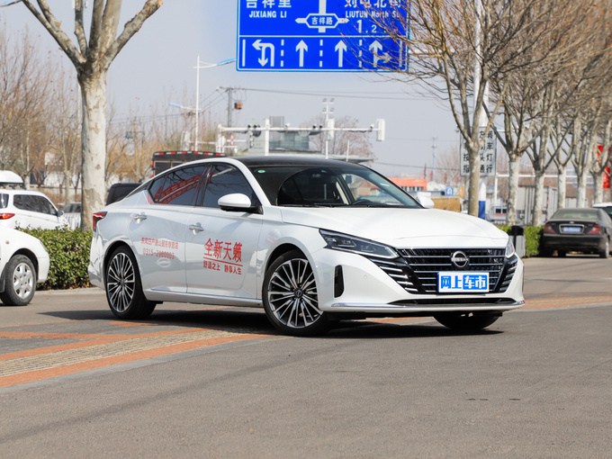 东风日产  2.0T XL