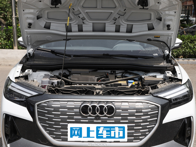 一汽奥迪  40 e-tron