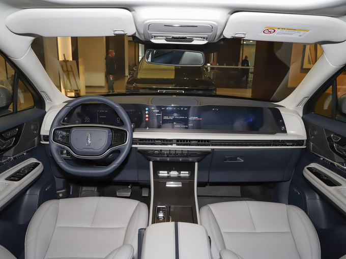 长安林肯  2.0T