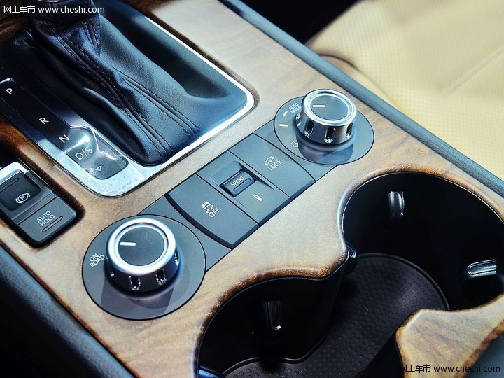 途锐中控方向盘图