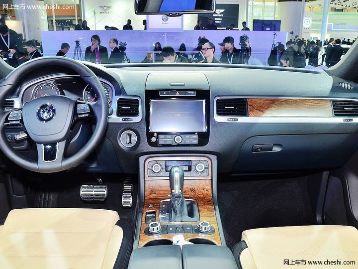 途锐中控方向盘图