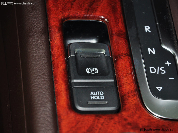 途锐中控方向盘图