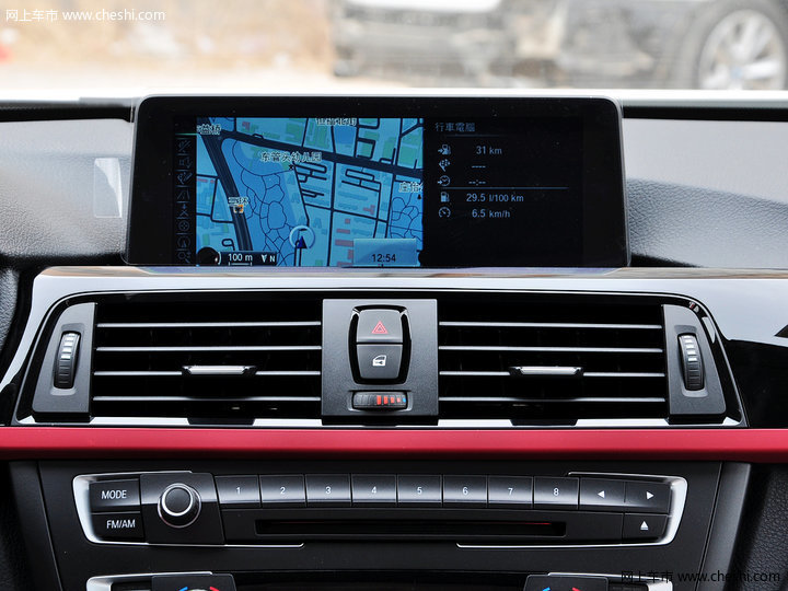 宝马3系中控方向盘图