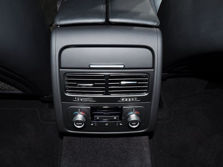 途锐中控方向盘图