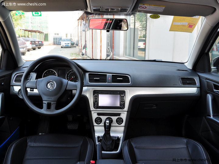 朗逸 2015款 1.4TSI DSG30周年纪念版中控方