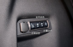 FBI大批出动！福特新探险者尊享型试驾