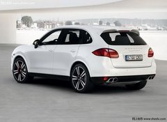 保時(shí)捷卡宴 現(xiàn)車到店巔峰讓利僅售92萬