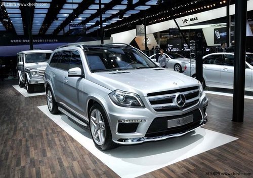 奔馳GL500中規(guī)版 現(xiàn)車到店最低價特賣中