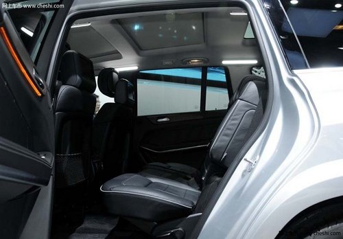 奔馳GL500中規(guī)版 現(xiàn)車到店最低價特賣中