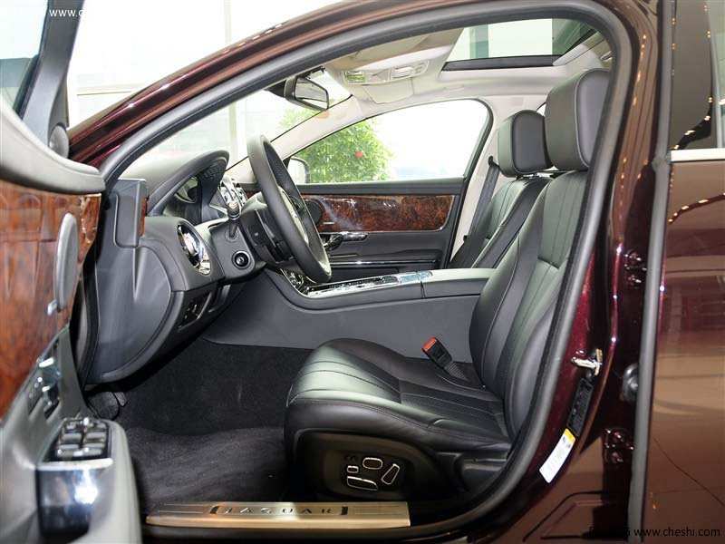 捷豹XJ全系优惠热销 现车最低仅售80万