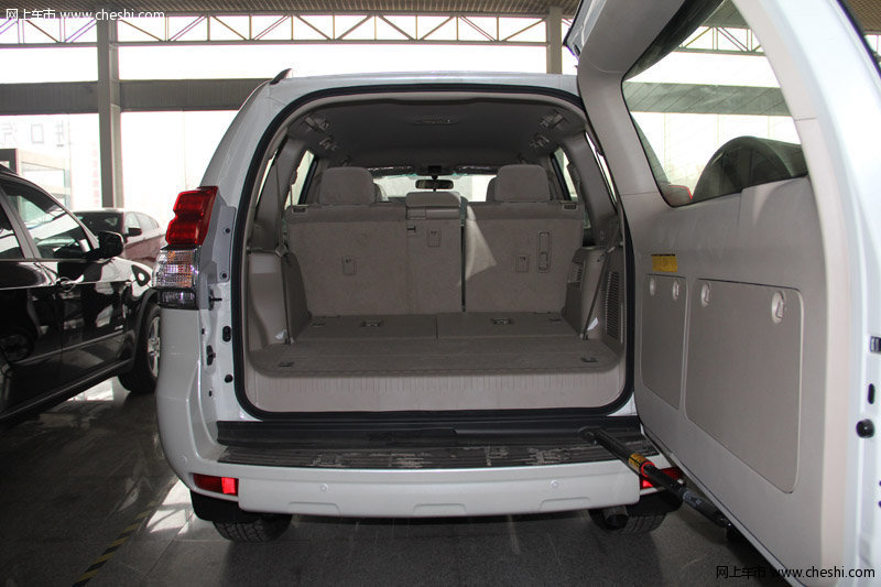 豐田霸道2700/4000現(xiàn)車 巨幅優(yōu)惠大促銷