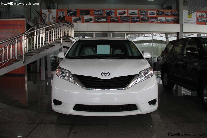 豐田塞納現(xiàn)車(chē)優(yōu)惠促銷(xiāo) 讓利價(jià)僅55萬(wàn)售