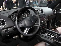 奔馳GL450美規(guī)版暢銷 靚麗現(xiàn)車高額特惠