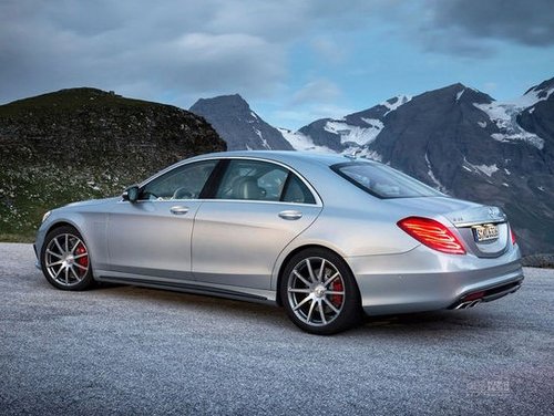 s是什么车型 528f00edd6b79_500.jpg