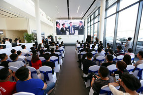 BMW授权经销商西安运通博宝隆重开业-图3
