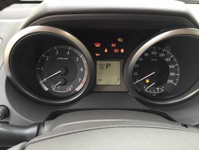 16款丰田霸道2700配置 六速丐版仅37.5万-图8