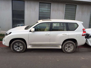 16款丰田霸道2700中东版 原厂普拉多现车-图9