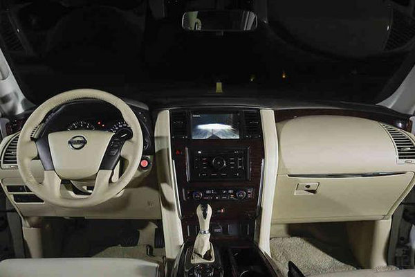 日产途乐Y62中东原装进口SUV沙漠横行-图6