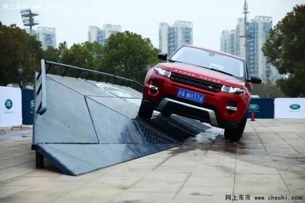 路虎“征城挑战营” 驾临石家庄奥吉通-图4