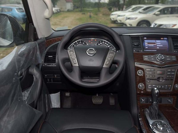 2017款日产尼桑途乐Y62 XE版港口61.5万-图5