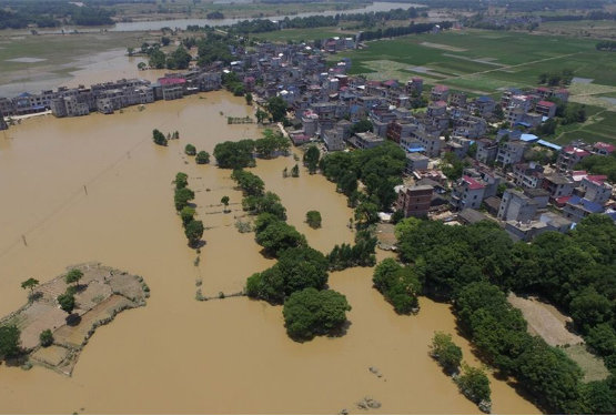 汉腾汽车火速投身江西鄱阳抗洪救灾行动-图1